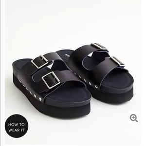 Torrid black sandals size 8.5